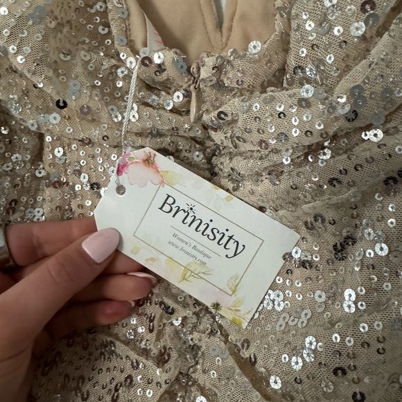 Vici Draw Attention Sequin Bodycon Dress - Picture 5 of 5